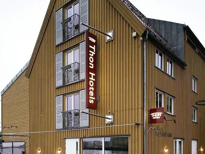 Hotel Thon Brygge 4*
